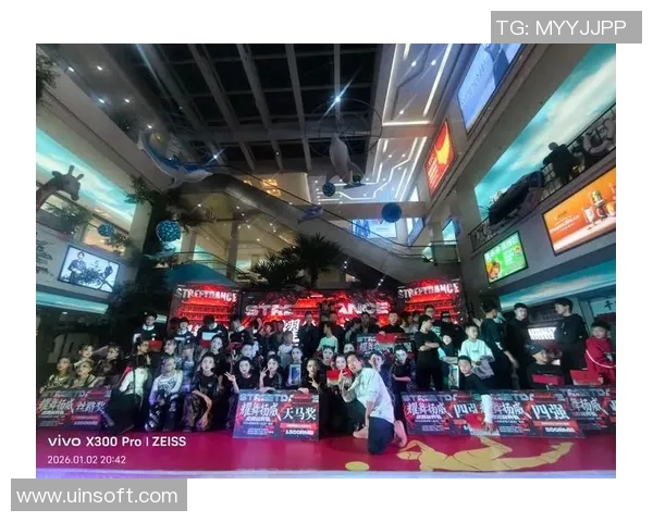 武汉街舞团队协作揭秘：激情与默契交织的舞动之旅