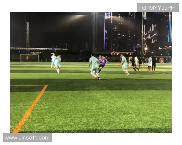 加维引领新时代足球潮流展现无限可能与激情的完美结合