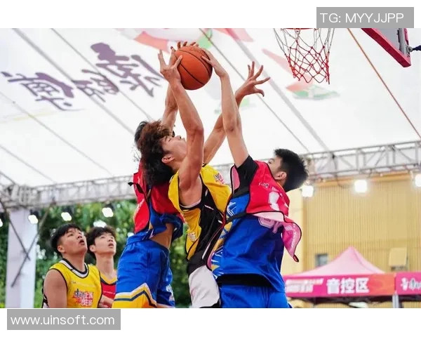 广东与湖北的篮球对决谁能称霸球场成为真正的球王