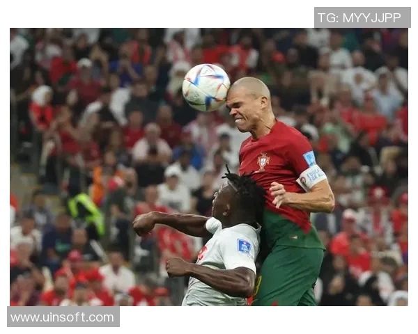 德国与葡萄牙激战正酣佩佩的表现引发热议与期待