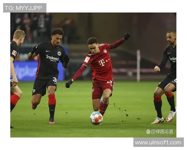 踢球者与基尔展开激烈对决期待精彩进球与战术较量 踢球者与基尔展开激烈对决期待精彩进球与战术较量