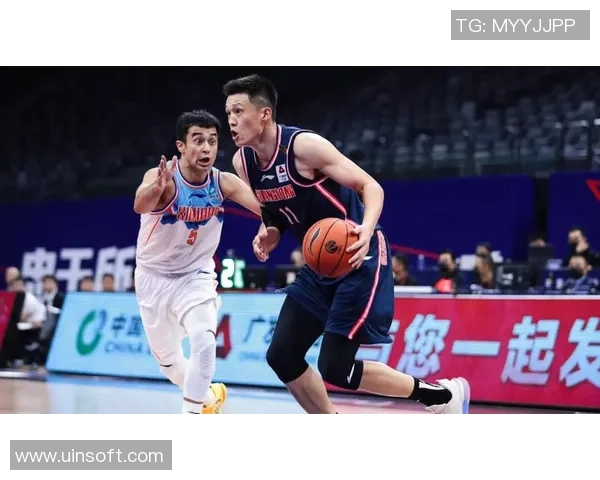 赵睿领衔新一代篮球明星崛起之路与未来发展潜力分析 赵睿领衔新一代篮球明星崛起之路与未来发展潜力分析